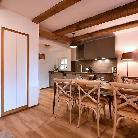 Apartment La Vie En Rose - 6p-3br Colmar