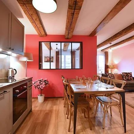 La Vie En Rose - 6p-3br Colmar